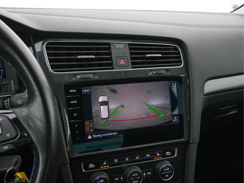 Volkswagen e-Golf E-DITION (INCL.BTW) Aut. *HEAT-PUMP | ADAPTIVE-CRUISE | FULL-LED | DAB+ | NAVI-FULLMAP | CARPLAY | HEATED-COMFORTSEATS | ECC | CCS-FASTLOADER | PARKPILOT | CARPLAY | 17''ALU*