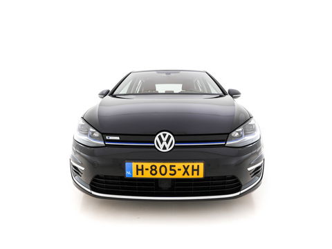 Volkswagen e-Golf E-DITION (INCL.BTW) Aut. *HEAT-PUMP | ADAPTIVE-CRUISE | FULL-LED | DAB+ | NAVI-FULLMAP | CARPLAY | HEATED-COMFORTSEATS | ECC | CCS-FASTLOADER | PARKPILOT | CARPLAY | 17''ALU*