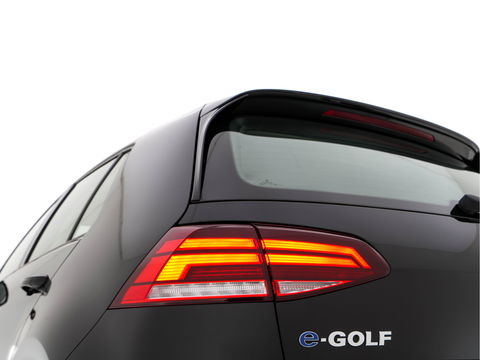 Volkswagen e-Golf E-DITION (INCL.BTW) Aut. *HEAT-PUMP | ADAPTIVE-CRUISE | FULL-LED | DAB+ | NAVI-FULLMAP | CARPLAY | HEATED-COMFORTSEATS | ECC | CCS-FASTLOADER | PARKPILOT | CARPLAY | 17''ALU*