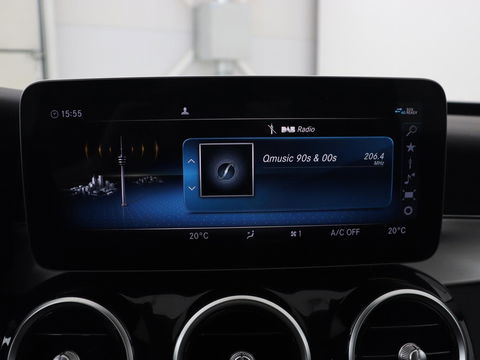 Mercedes-Benz C-Klasse 300e Avantgarde | Trekhaak | Adaptive cruise | Leder | Stoelverwarming | Carplay | Park Assist | Camera | Navigatie | Full LED