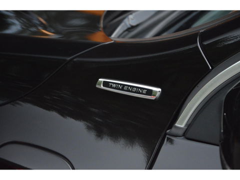Volvo V60 2.4 D5 Twin Engine Special Edition | Stuur + Stoel Verwarmd | Trekhaak | Bluetooth | Cruise Control | Leer |