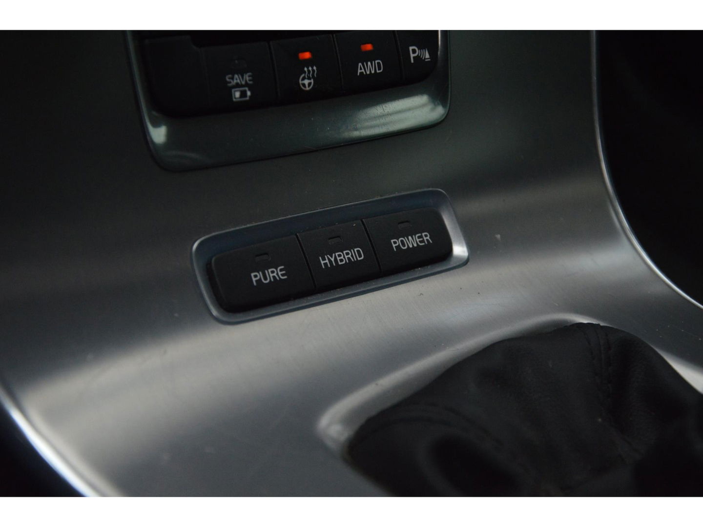 Volvo V60 2.4 D5 Twin Engine Special Edition | Stuur + Stoel Verwarmd | Trekhaak | Bluetooth | Cruise Control | Leer |