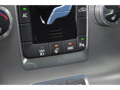 Volvo V60 2.4 D5 Twin Engine Special Edition | Stuur + Stoel Verwarmd | Trekhaak | Bluetooth | Cruise Control | Leer |