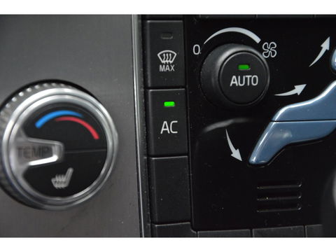 Volvo V60 2.4 D5 Twin Engine Special Edition | Stuur + Stoel Verwarmd | Trekhaak | Bluetooth | Cruise Control | Leer |