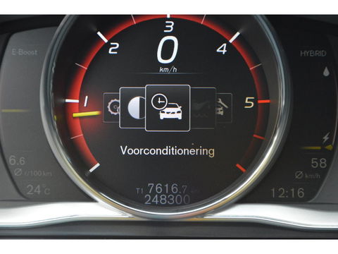 Volvo V60 2.4 D5 Twin Engine Special Edition | Stuur + Stoel Verwarmd | Trekhaak | Bluetooth | Cruise Control | Leer |