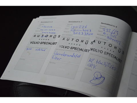 Volvo V60 2.4 D5 Twin Engine Special Edition | Stuur + Stoel Verwarmd | Trekhaak | Bluetooth | Cruise Control | Leer |