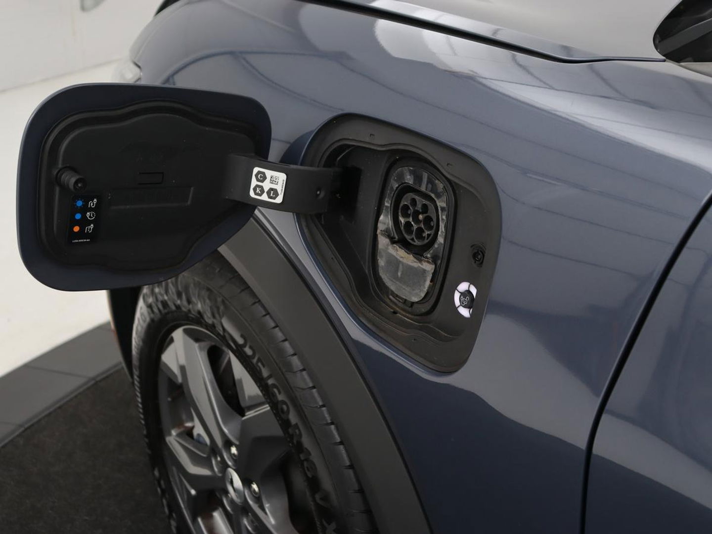 Ford Mustang Mach-E Extended RWD 98 kWh | Leder | Stoelverwarming | Adaptive cruise | Camera | Carplay | Keyless | Stuurverwarming