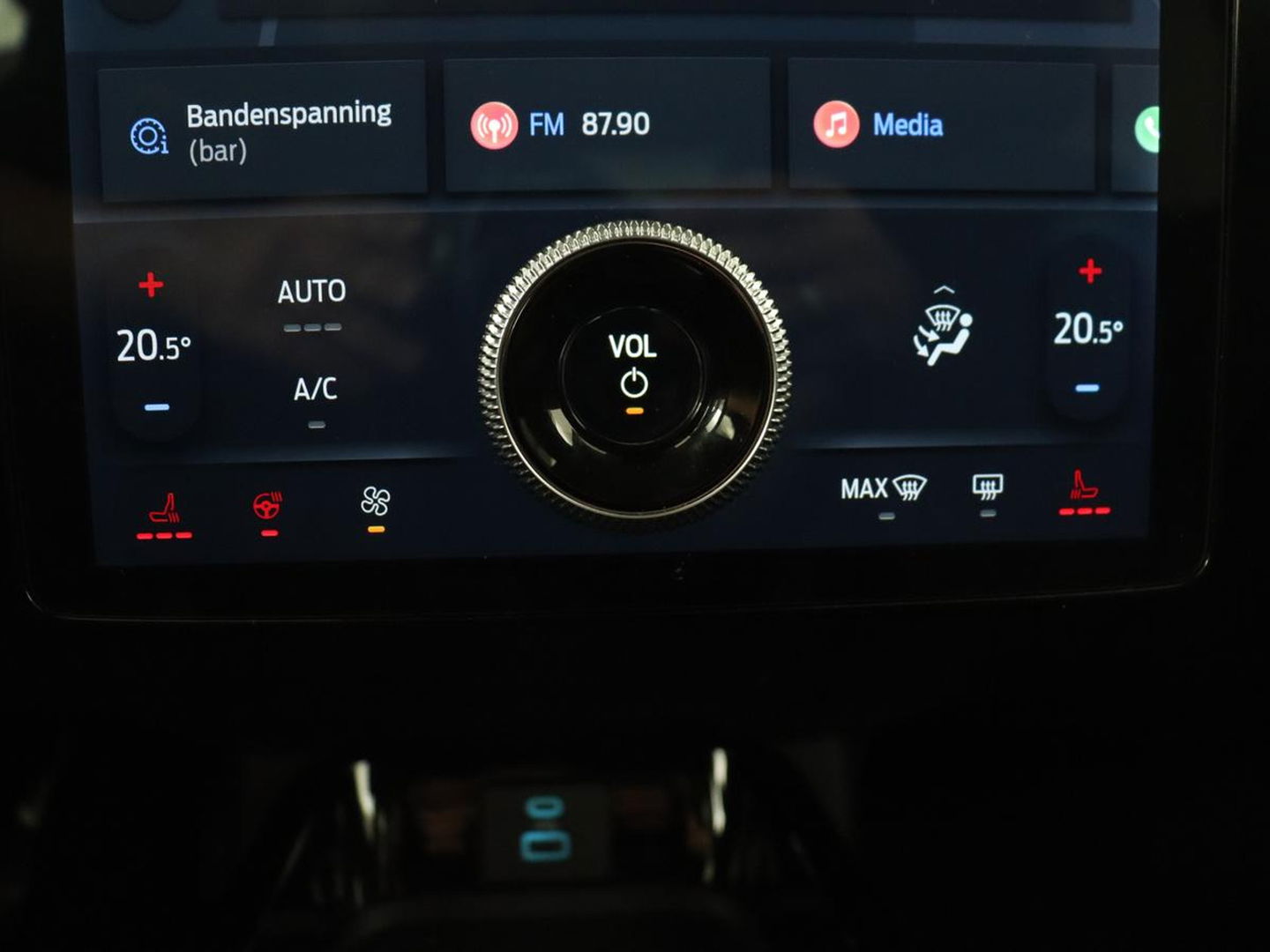 Ford Mustang Mach-E Extended RWD 98 kWh | Leder | Stoelverwarming | Adaptive cruise | Camera | Carplay | Keyless | Stuurverwarming