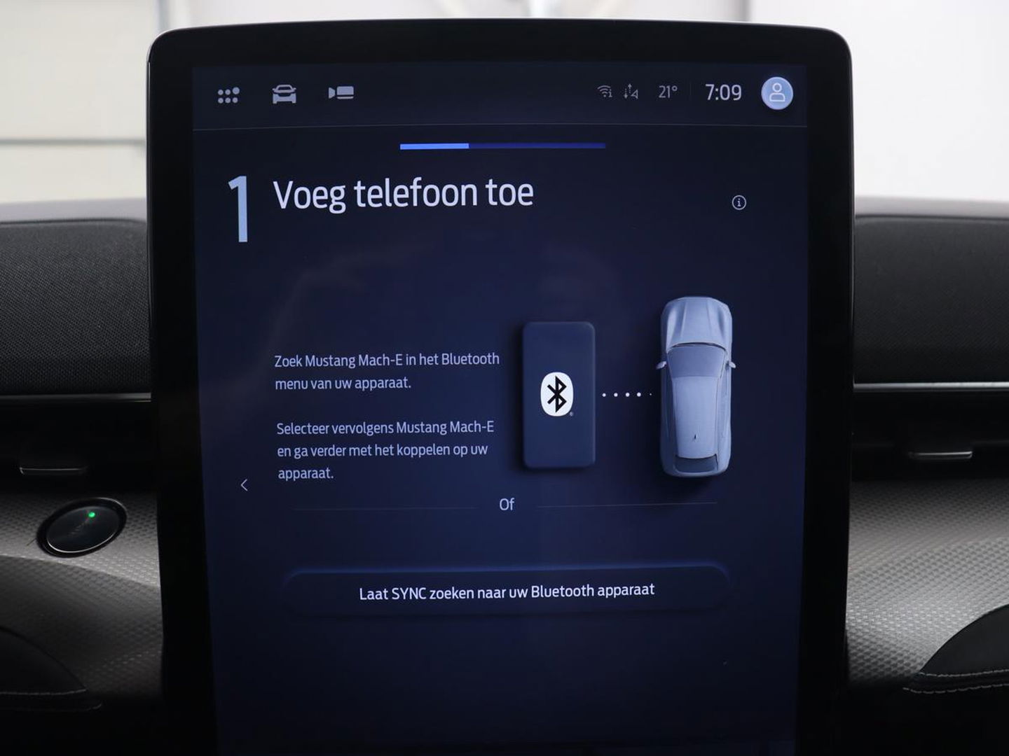 Ford Mustang Mach-E Extended RWD 98 kWh | Leder | Stoelverwarming | Adaptive cruise | Camera | Carplay | Keyless | Stuurverwarming