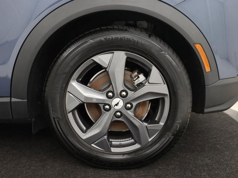 Ford Mustang Mach-E Extended RWD 98 kWh | Leder | Stoelverwarming | Adaptive cruise | Camera | Carplay | Keyless | Stuurverwarming