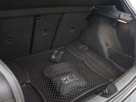 BMW 1-serie M140i High Executive | 2e eigenaar | Schuifdak | Leder | Harman/Kardon | Stoel & stuurverwarming | Camera | Carplay | Full LED | Navigatie