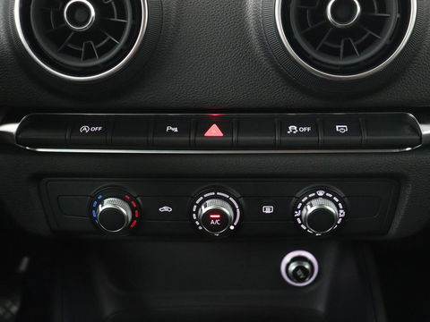 Audi A3 30 TFSI Pro Line | Xenon | Navigatie | DAB | Cruise control | Airco | Bluetooth
