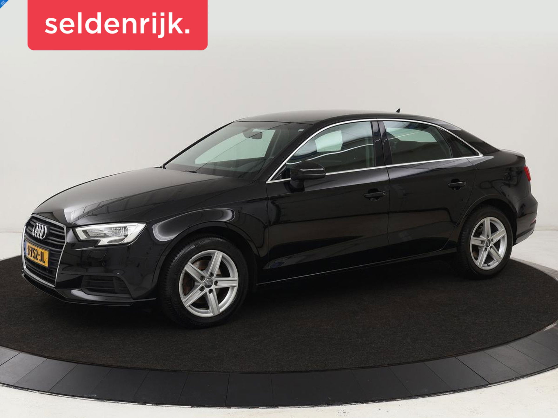 Audi A3 30 TFSI Pro Line | Xenon | Navigatie | DAB | Cruise control | Airco | Bluetooth