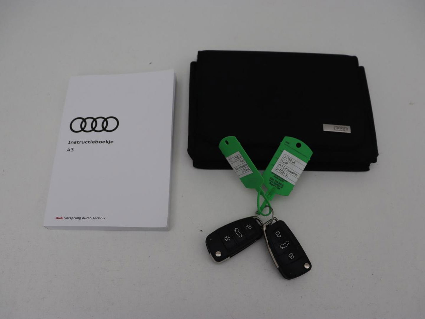 Audi A3 30 TFSI Pro Line | Xenon | Navigatie | DAB | Cruise control | Airco | Bluetooth
