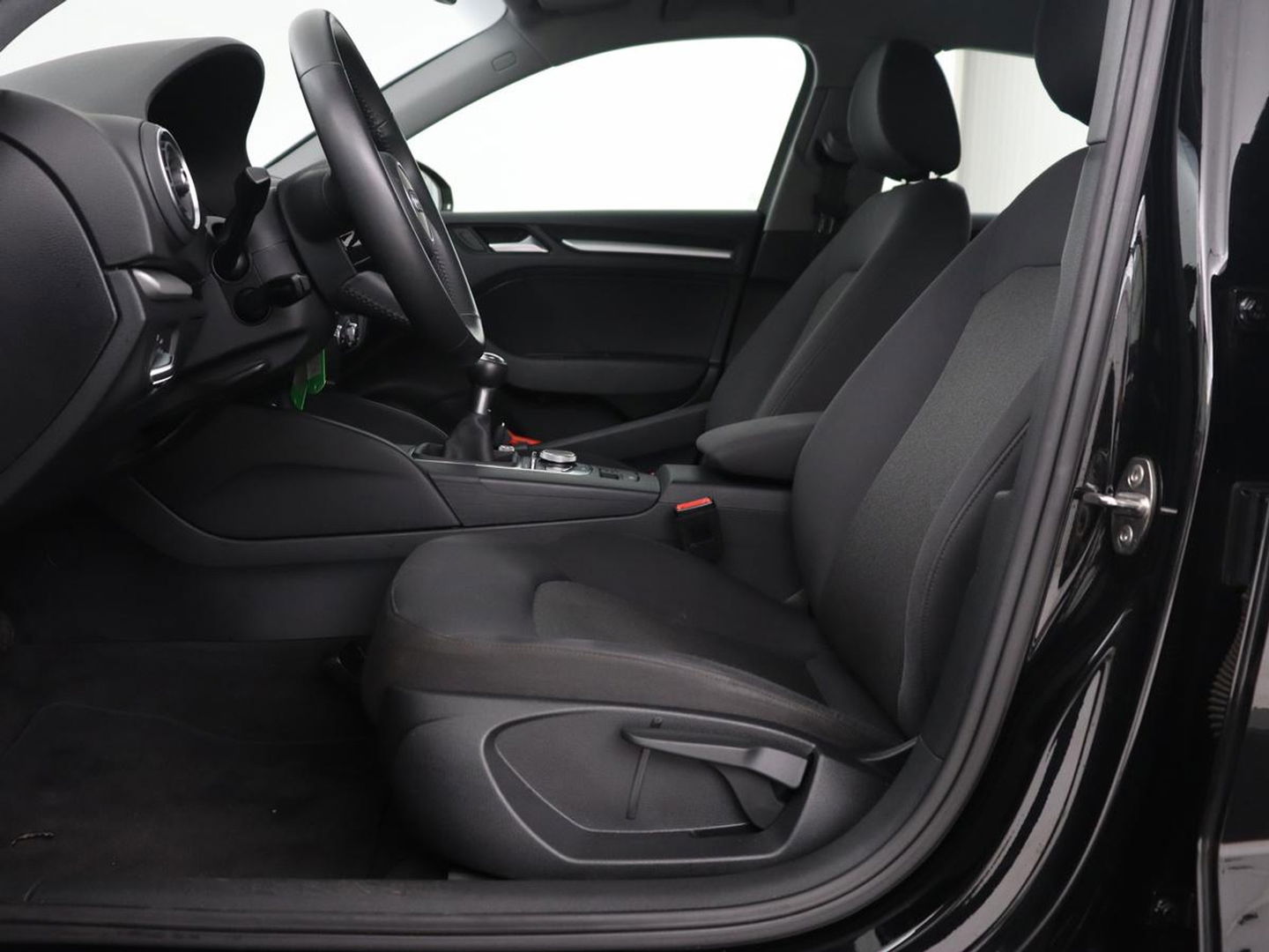 Audi A3 30 TFSI Pro Line | Xenon | Navigatie | DAB | Cruise control | Airco | Bluetooth