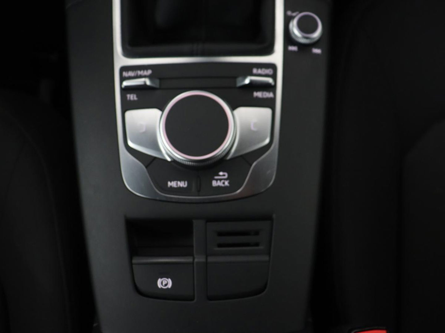 Audi A3 30 TFSI Pro Line | Xenon | Navigatie | DAB | Cruise control | Airco | Bluetooth