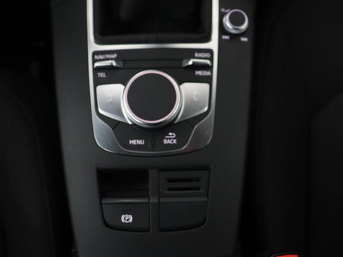 Audi A3 30 TFSI Pro Line | Xenon | Navigatie | DAB | Cruise control | Airco | Bluetooth