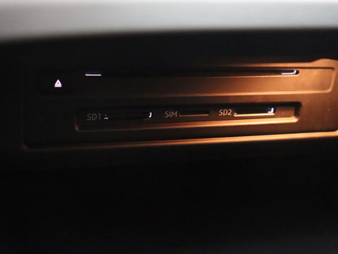 Audi A5 Coupé 2.0 TFSI MHEV S-Line | Bang & Olufsen | Stoelverwarming | Leder/Alcantara | Navigatie | Full LED | Sportstoelen | Parkeerhulp