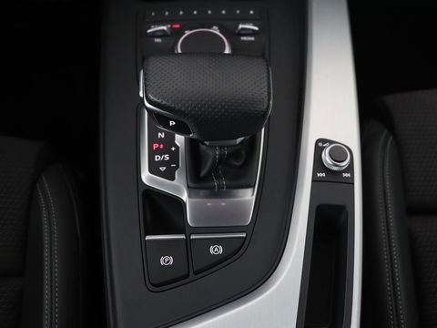 Audi A5 Coupé 2.0 TFSI MHEV S-Line | Bang & Olufsen | Stoelverwarming | Leder/Alcantara | Navigatie | Full LED | Sportstoelen | Parkeerhulp