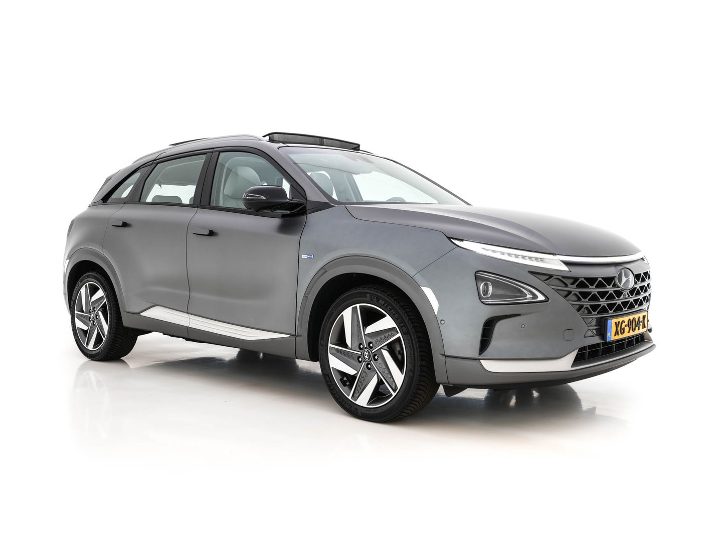 Hyundai NEXO FCEV Plus Pack [ HYDROGENIUM ] (INCL-BTW) Aut. *PANO | LUXURY-LEATHER | NAVI-FULLMAP | ADAPTIVE-CRUISE |  FULL-LED | KEYLESS | DAB |  KRELL-AUDIO | DIGI-WIDESCREEN-COCKPIT | SURROUND-VIEW | SHIFT-PADDLES | COMFORT-SEATS |