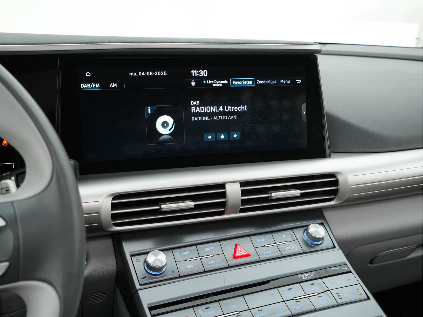 Hyundai NEXO FCEV Plus Pack [ HYDROGENIUM ] (INCL-BTW) Aut. *PANO | LUXURY-LEATHER | NAVI-FULLMAP | ADAPTIVE-CRUISE |  FULL-LED | KEYLESS | DAB |  KRELL-AUDIO | DIGI-WIDESCREEN-COCKPIT | SURROUND-VIEW | SHIFT-PADDLES | COMFORT-SEATS |