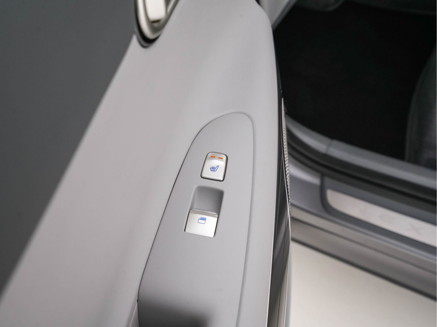 Hyundai NEXO FCEV Plus Pack [ HYDROGENIUM ] (INCL-BTW) Aut. *PANO | LUXURY-LEATHER | NAVI-FULLMAP | ADAPTIVE-CRUISE |  FULL-LED | KEYLESS | DAB |  KRELL-AUDIO | DIGI-WIDESCREEN-COCKPIT | SURROUND-VIEW | SHIFT-PADDLES | COMFORT-SEATS |