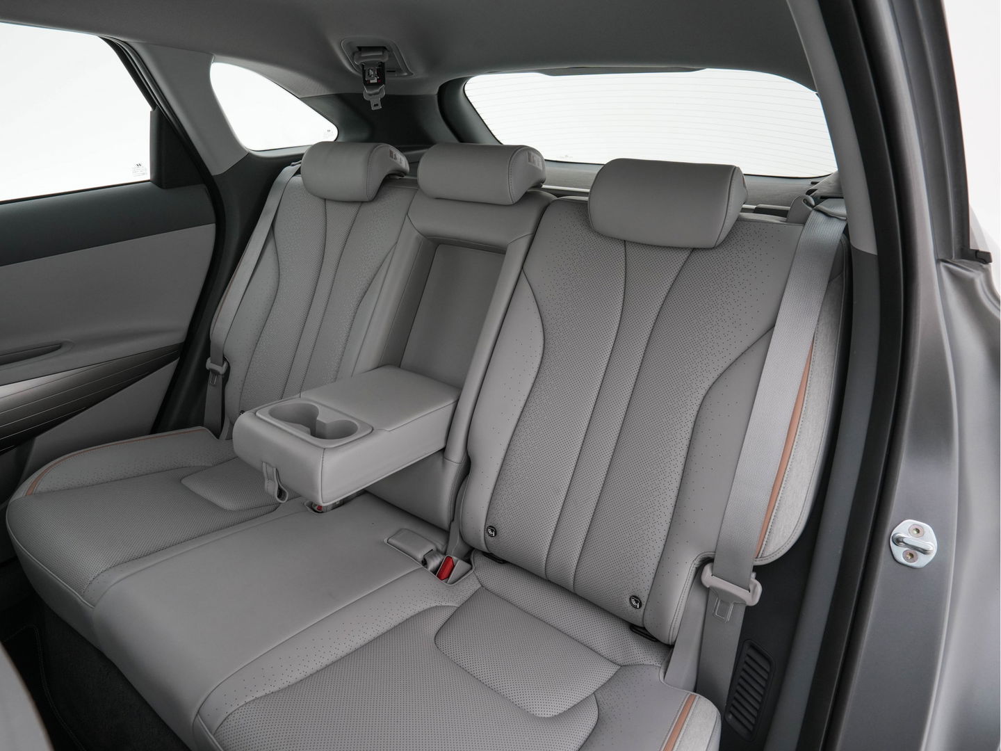 Hyundai NEXO FCEV Plus Pack [ HYDROGENIUM ] (INCL-BTW) Aut. *PANO | LUXURY-LEATHER | NAVI-FULLMAP | ADAPTIVE-CRUISE |  FULL-LED | KEYLESS | DAB |  KRELL-AUDIO | DIGI-WIDESCREEN-COCKPIT | SURROUND-VIEW | SHIFT-PADDLES | COMFORT-SEATS |