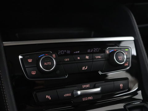 BMW 2 Serie Active Tourer 225xe iPerformance Luxury Line | Panoramadak | Leder  | Head-Up | Camera | Keyless | Navigatie | Park Assist | Adaptief LED