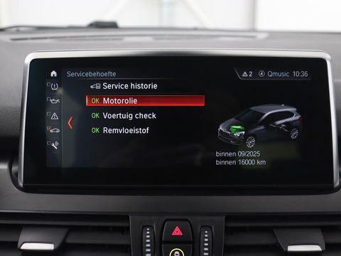 BMW 2 Serie Active Tourer 225xe iPerformance Luxury Line | Panoramadak | Leder  | Head-Up | Camera | Keyless | Navigatie | Park Assist | Adaptief LED