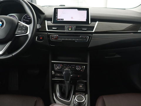 BMW 2 Serie Active Tourer 225xe iPerformance Luxury Line | Panoramadak | Leder  | Head-Up | Camera | Keyless | Navigatie | Park Assist | Adaptief LED