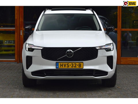 Volvo XC90 T8 AWD Ultra Dark | Luchtvering | Facelift | Bowers & Wilkins | Geventileerde stoelen | 360° Camera | Trekhaak |