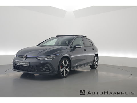 Volkswagen Golf 1.4 eHybrid GTE | Pano | IQ. Light | Elek. Trekhaak | Stoel- Stuurverw. | Mistlampen