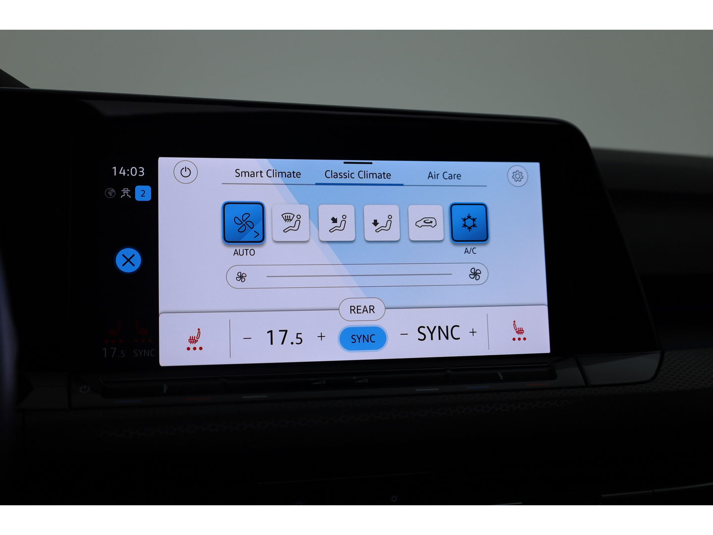 Volkswagen Golf 1.4 eHybrid GTE | Pano | IQ. Light | Elek. Trekhaak | Stoel- Stuurverw. | Mistlampen