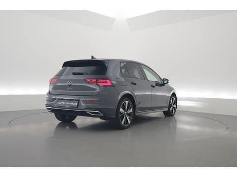 Volkswagen Golf 1.4 eHybrid GTE | Pano | IQ. Light | Elek. Trekhaak | Stoel- Stuurverw. | Mistlampen