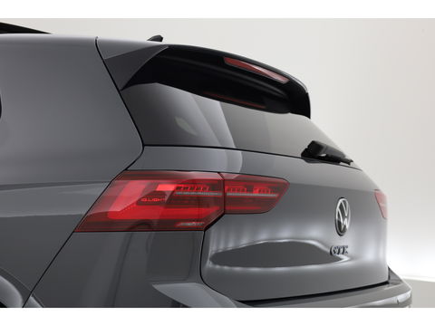 Volkswagen Golf 1.4 eHybrid GTE | Pano | IQ. Light | Elek. Trekhaak | Stoel- Stuurverw. | Mistlampen