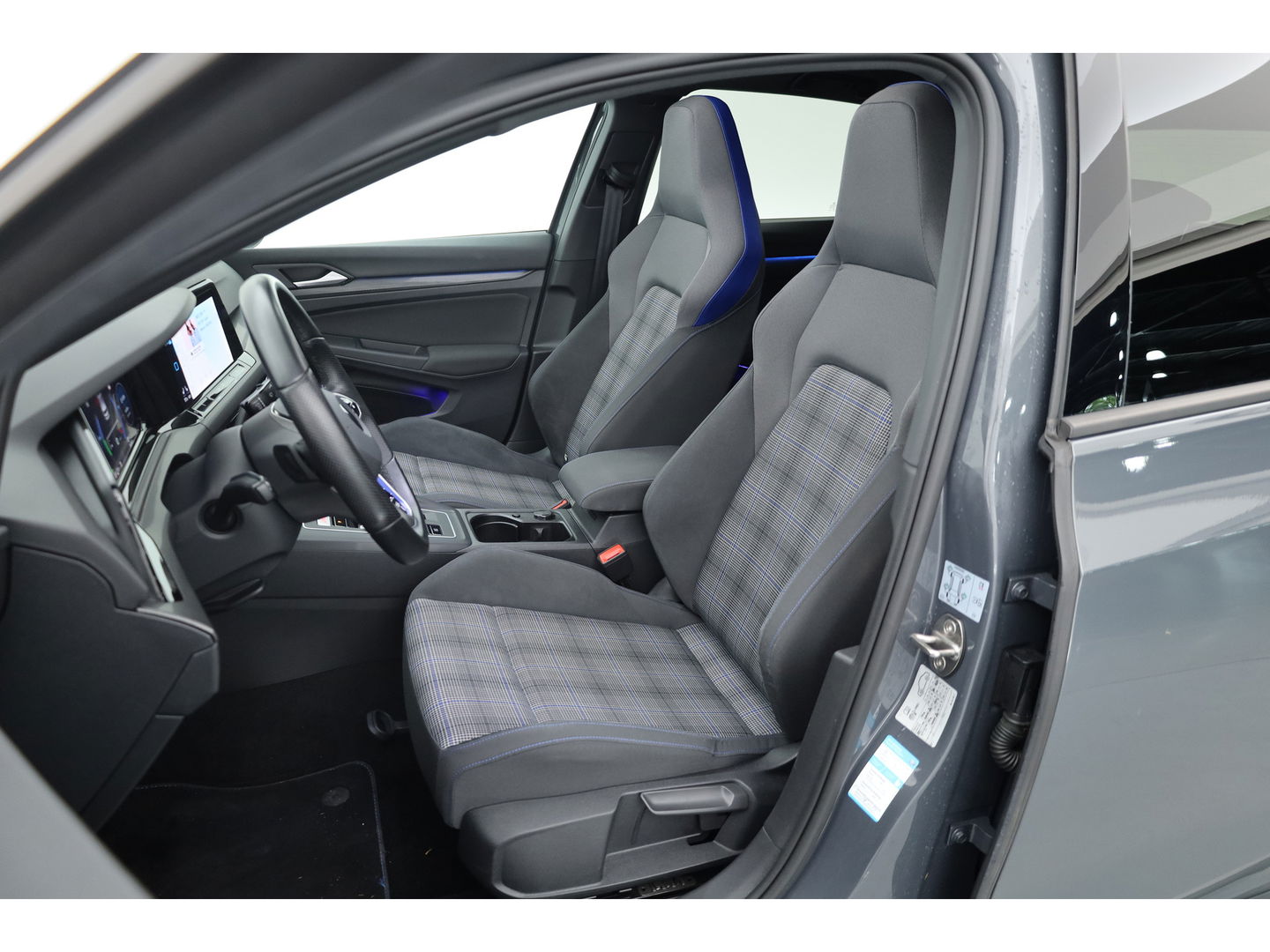 Volkswagen Golf 1.4 eHybrid GTE | Pano | IQ. Light | Elek. Trekhaak | Stoel- Stuurverw. | Mistlampen