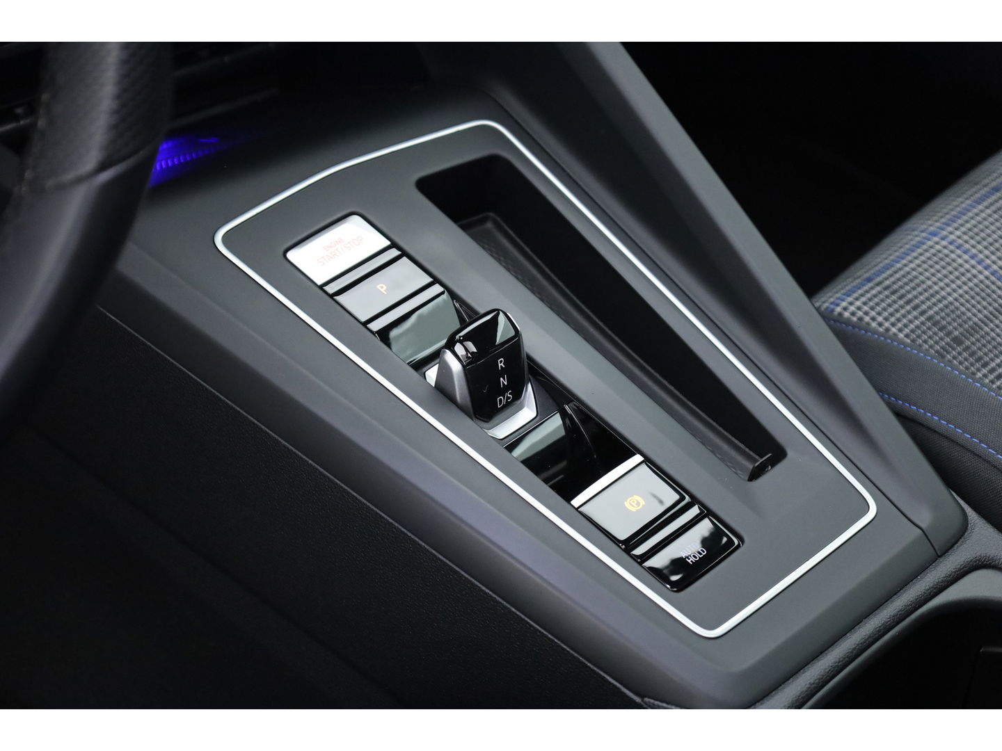 Volkswagen Golf 1.4 eHybrid GTE | Pano | IQ. Light | Elek. Trekhaak | Stoel- Stuurverw. | Mistlampen