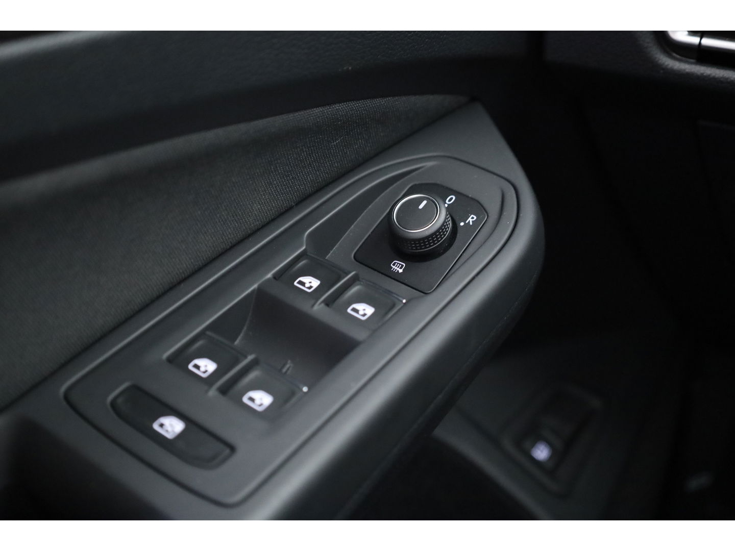 Volkswagen Golf 1.4 eHybrid GTE | Pano | IQ. Light | Elek. Trekhaak | Stoel- Stuurverw. | Mistlampen