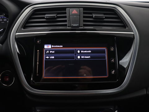 Suzuki S-Cross 1.4 Boosterjet Exclusive | Automaat | Stoelverwarming | Camera | Full LED | MirrorLink | Climate control | Keyless | Cruise control