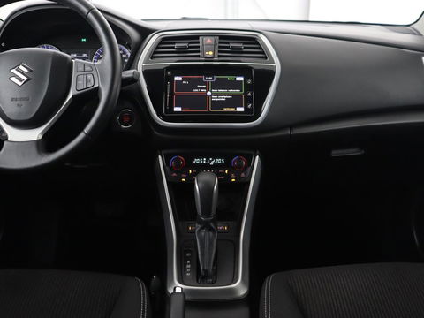 Suzuki S-Cross 1.4 Boosterjet Exclusive | Automaat | Stoelverwarming | Camera | Full LED | MirrorLink | Climate control | Keyless | Cruise control