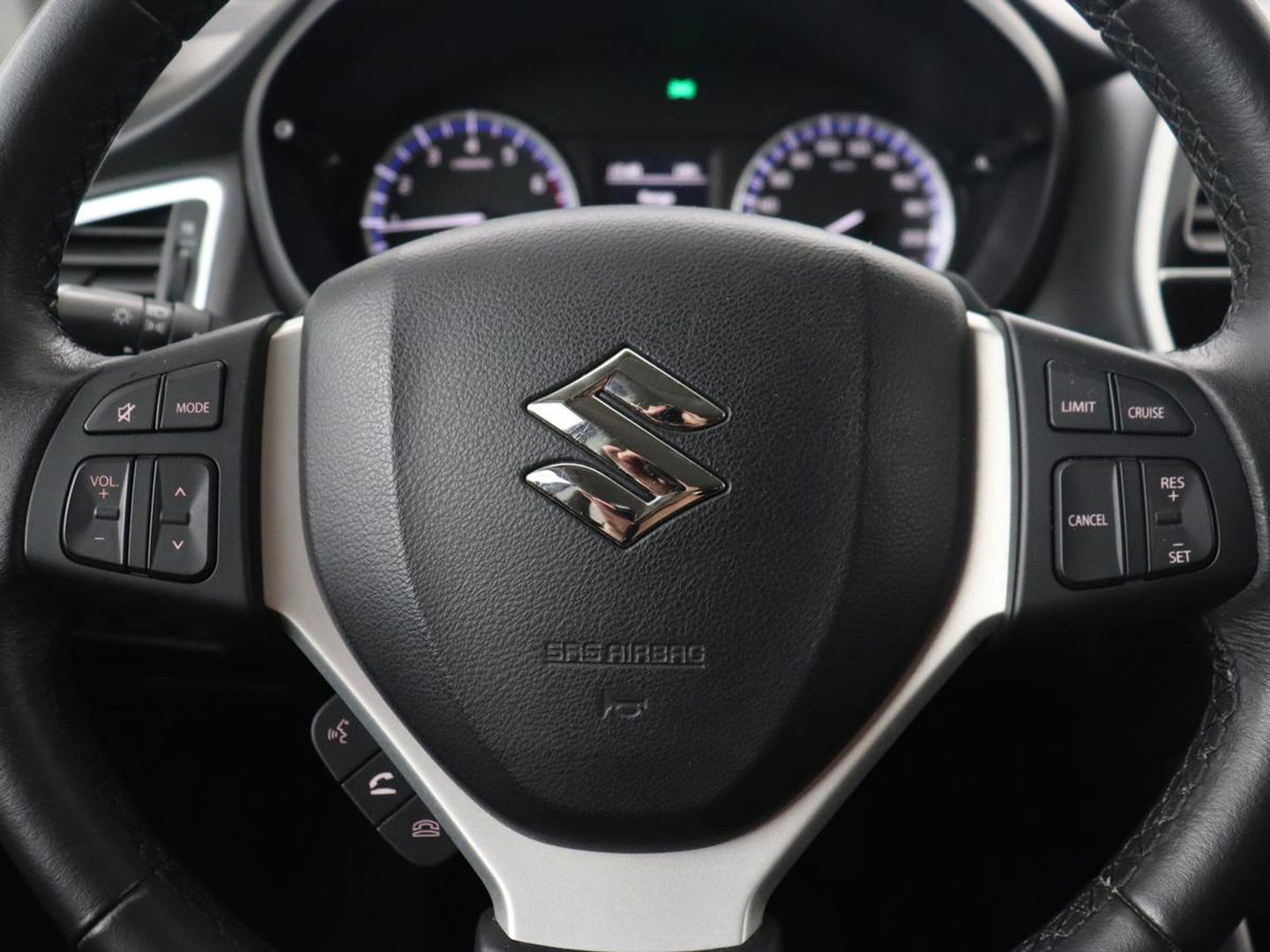 Suzuki S-Cross 1.4 Boosterjet Exclusive | Automaat | Stoelverwarming | Camera | Full LED | MirrorLink | Climate control | Keyless | Cruise control