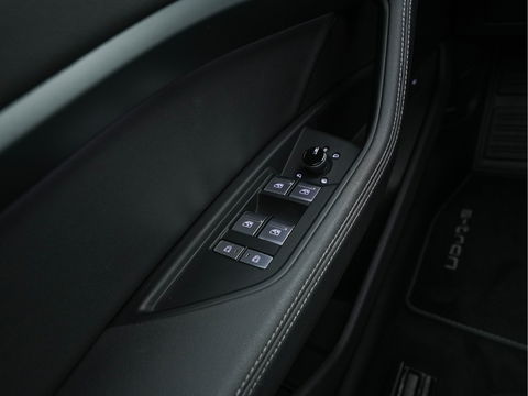 Audi e-tron 50 quattro Business edition Plus 71 kWh [ 3-Fase ] (INCL.BTW) *PANO | LEATHER | DIGI-COCKPIT | FULL-LED | ADAPTIVE-CRUISE | MEMORY-PACK | COMFORT-SEATS | AIR-SUSPENSION | NAVI-FULLMAP | HEATED-SEATS | KEYLESS | 20''ALU | ECC | PDC*