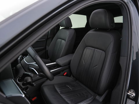 Audi e-tron 50 quattro Business edition Plus 71 kWh [ 3-Fase ] (INCL.BTW) *PANO | LEATHER | DIGI-COCKPIT | FULL-LED | ADAPTIVE-CRUISE | MEMORY-PACK | COMFORT-SEATS | AIR-SUSPENSION | NAVI-FULLMAP | HEATED-SEATS | KEYLESS | 20''ALU | ECC | PDC*