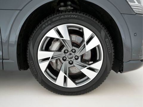 Audi e-tron 50 quattro Business edition Plus 71 kWh [ 3-Fase ] (INCL.BTW) *PANO | LEATHER | DIGI-COCKPIT | FULL-LED | ADAPTIVE-CRUISE | MEMORY-PACK | COMFORT-SEATS | AIR-SUSPENSION | NAVI-FULLMAP | HEATED-SEATS | KEYLESS | 20''ALU | ECC | PDC*