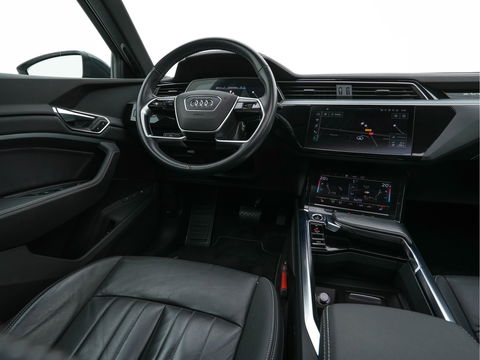 Audi e-tron 50 quattro Business edition Plus 71 kWh [ 3-Fase ] (INCL.BTW) *PANO | LEATHER | DIGI-COCKPIT | FULL-LED | ADAPTIVE-CRUISE | MEMORY-PACK | COMFORT-SEATS | AIR-SUSPENSION | NAVI-FULLMAP | HEATED-SEATS | KEYLESS | 20''ALU | ECC | PDC*