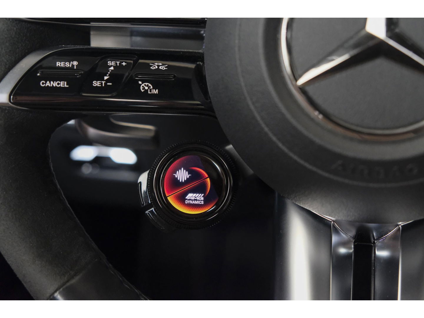 Mercedes-Benz C-Klasse C63s AMG 680pk E-performance Panoramadak *BTW* 4-Wielsturing Burmester 3d AMG Driver pack