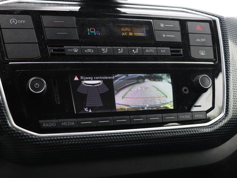 Volkswagen up! 1.0 Camera | Climate Control | Cruise Control | Parkeersensoren