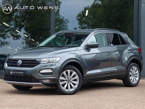 Volkswagen T-Roc 1.5 TSI Style 150PK DSG | Camera | Navigatie | Adaptive Cruise