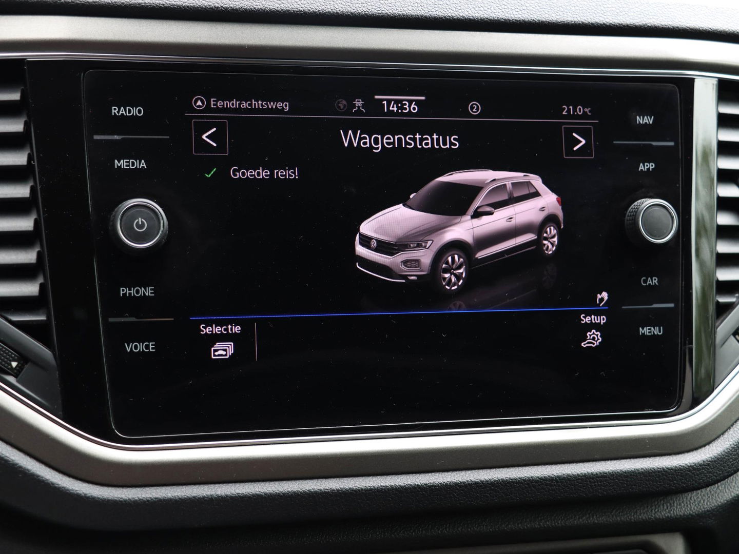 Volkswagen T-Roc 1.5 TSI Style 150PK DSG | Camera | Navigatie | Adaptive Cruise