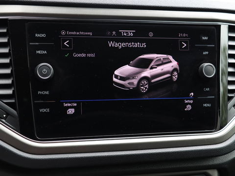Volkswagen T-Roc 1.5 TSI Style 150PK DSG | Camera | Navigatie | Adaptive Cruise